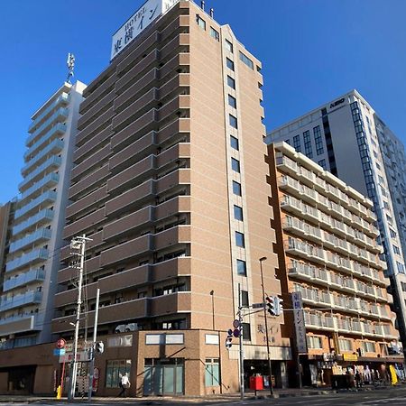 Toyoko Inn Hokkaido Sapporo-Eki Nishi-Guchi Hokudai Mae Exteriör bild