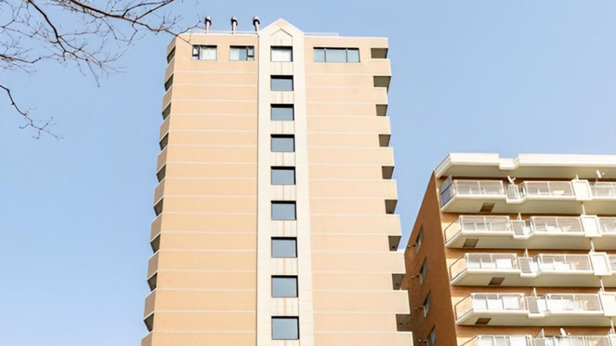 Toyoko Inn Hokkaido Sapporo-Eki Nishi-Guchi Hokudai Mae Exteriör bild