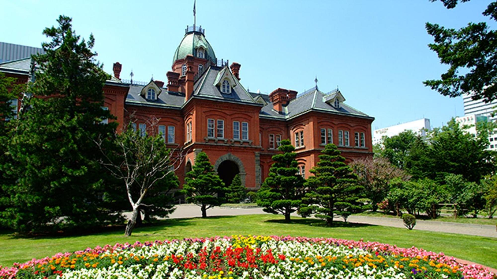 Toyoko Inn Hokkaido Sapporo-Eki Nishi-Guchi Hokudai Mae Exteriör bild